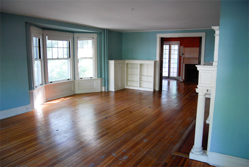 livingroom-before